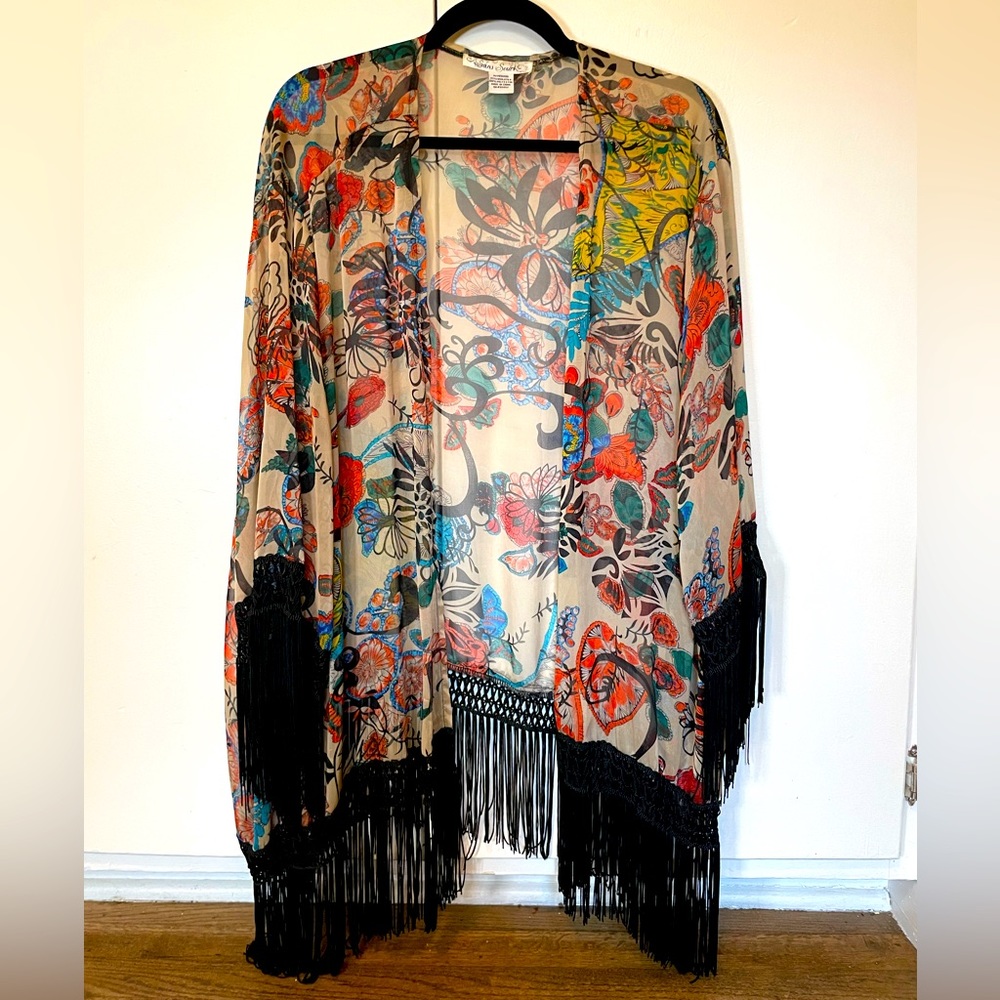 Beautiful Fringe Kimono size M *oversized*